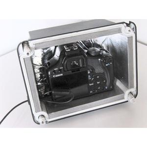 Geoptik Thermoelectric cooling box for EOS cameras