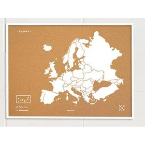 Carte des continents Miss Wood Woody Map Europa weiß 90x60cm gerahmt