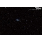Les galaxies M81 et M82 dans La Grande Ourse, photographiées avec une longue vue numérique (Photo Scope) et un oculaire à champ plat field flattener Omegon