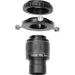 Insert the photo ring T2 adapter (with the threads facing upwards) onto the eyepiece and tighten the three screws on the side. These engage in the groove and lock the ring in place. You can now connect your T2 ring using the threads on the photo ring.