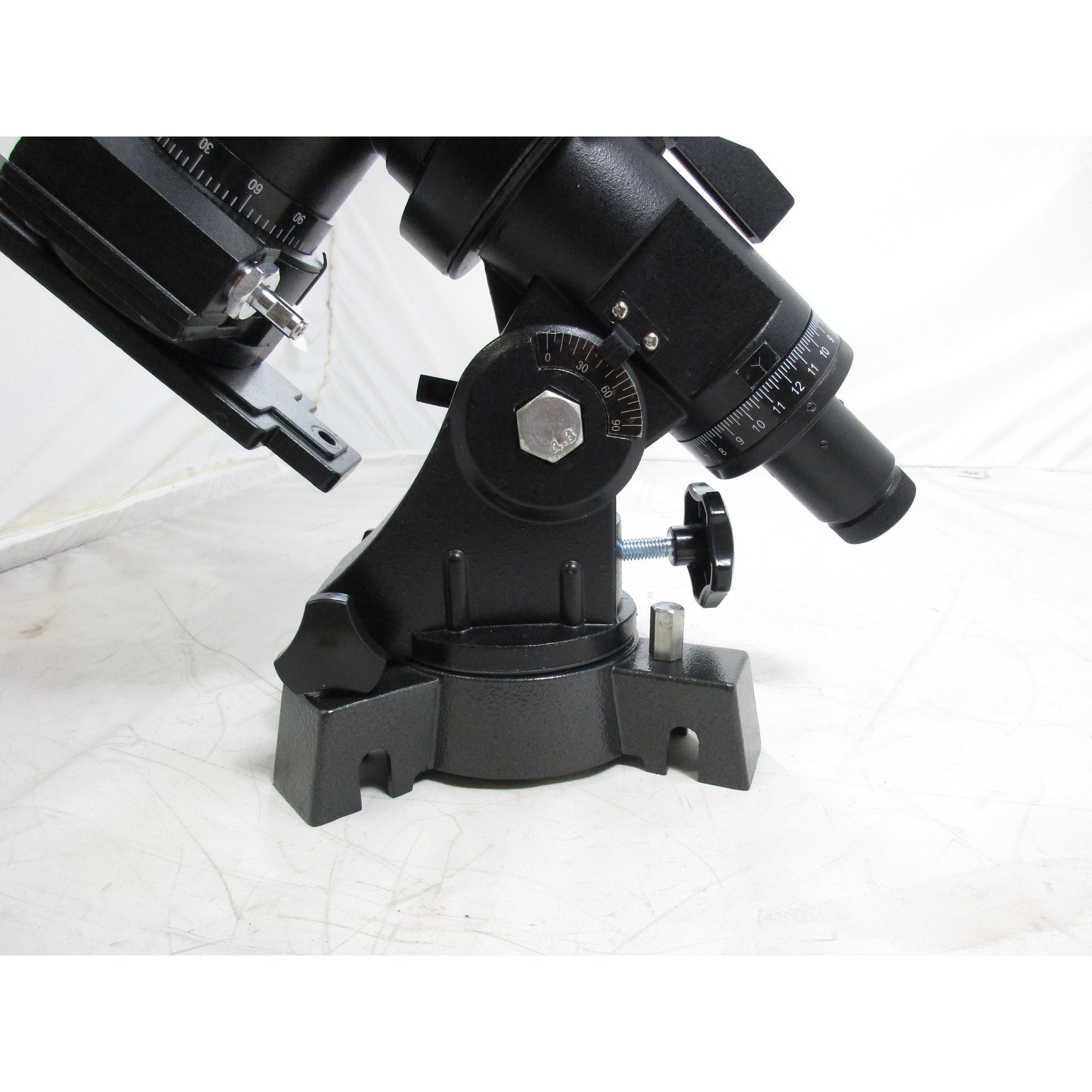 Omegon Teleskop N 150/750 EQ4 (gebraucht)