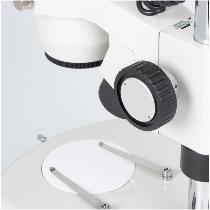 Motic Microscopio stereo zoom SMZ140-N2GG