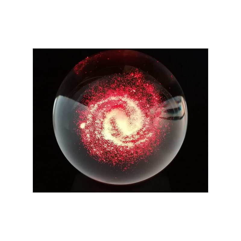 CinkS labs La Via Lattea in una sfera di vetro