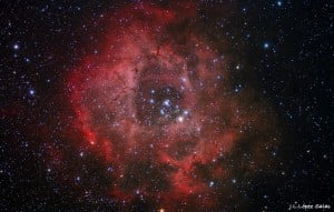 24 X 600" ISO 800 + 10 darks + 50 flats. WO Megrez FD 80 + Canon 100D BCF + IDAS LPS. Guiado: EZG60 + QHY6 + NEQ6 + PHD guiding. Capturas, Apilado y alineado: Nebulosity. Procesado: Pix LE, CS4 y Maxim DL.P1 Montseny.Barcelona.España.